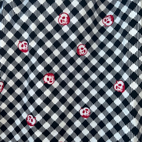 Disney Her Universe Gingham Poison Apple Skirt - Picture 3 of 5